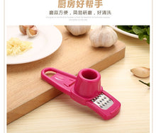 Load image into Gallery viewer, Imitating Stainless Steel Multifunction Garlic Press Crusher Kitchen Cooking Ginger Squeezer Masher Handheld Ginger Mincer Tools
